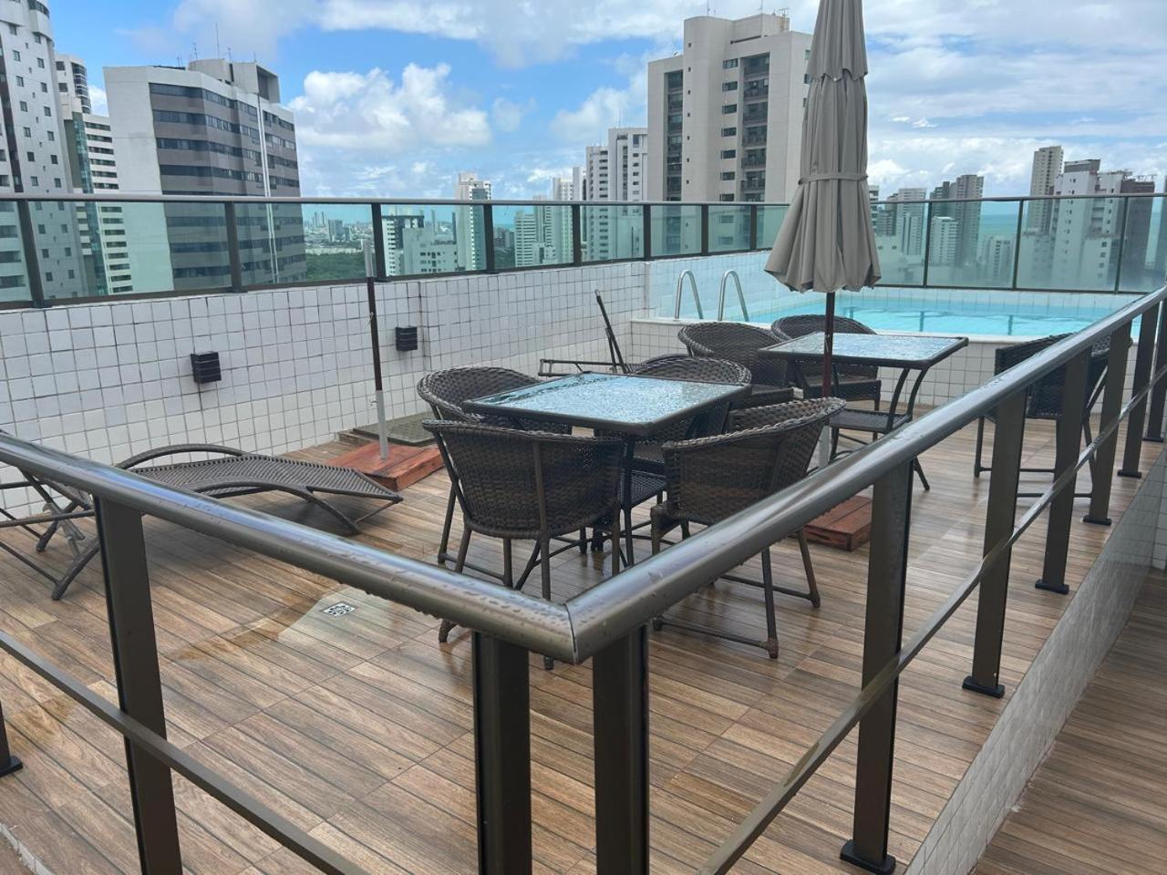 Flat Boa Viagem -500 M - Golden Style Apartment *