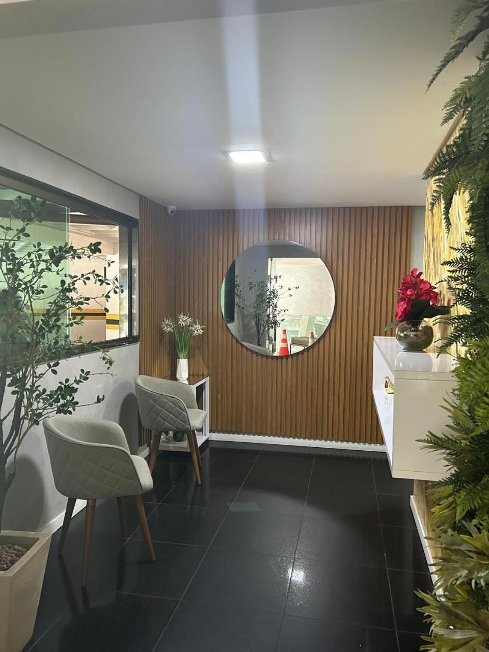 Flat Boa Viagem -500 M - Golden Style Apartment *