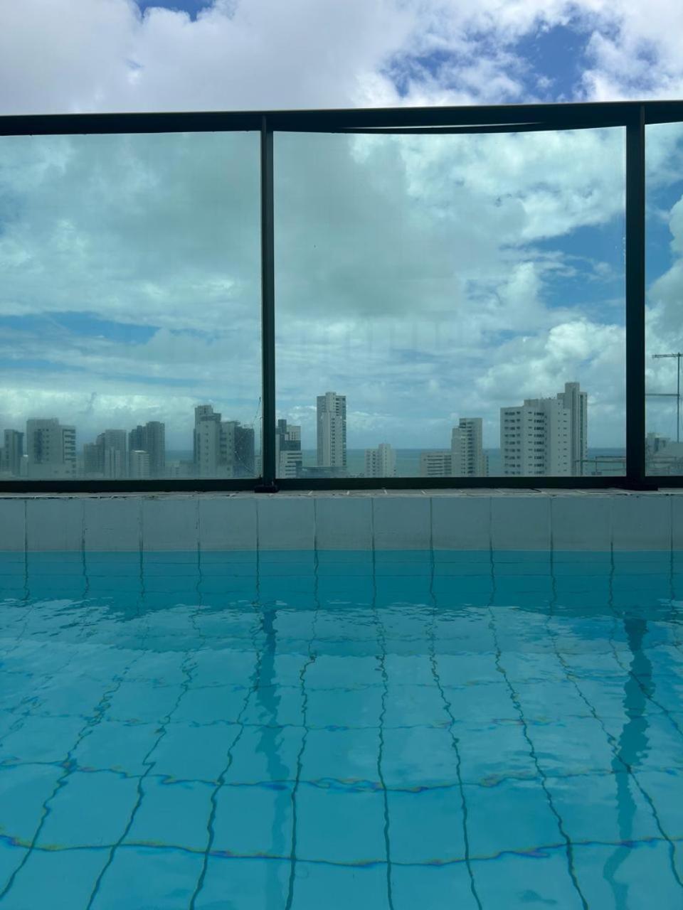 Flat Boa Viagem -500 M - Golden Style Apartment *